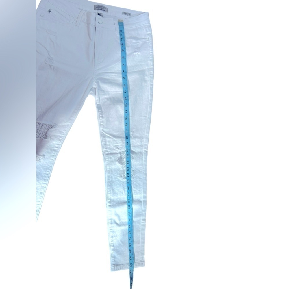 Judy Blue High Waist White Skinny Distressed Lace Inset Jeans Size 11/30 JB84133 - Picture 11 of 12